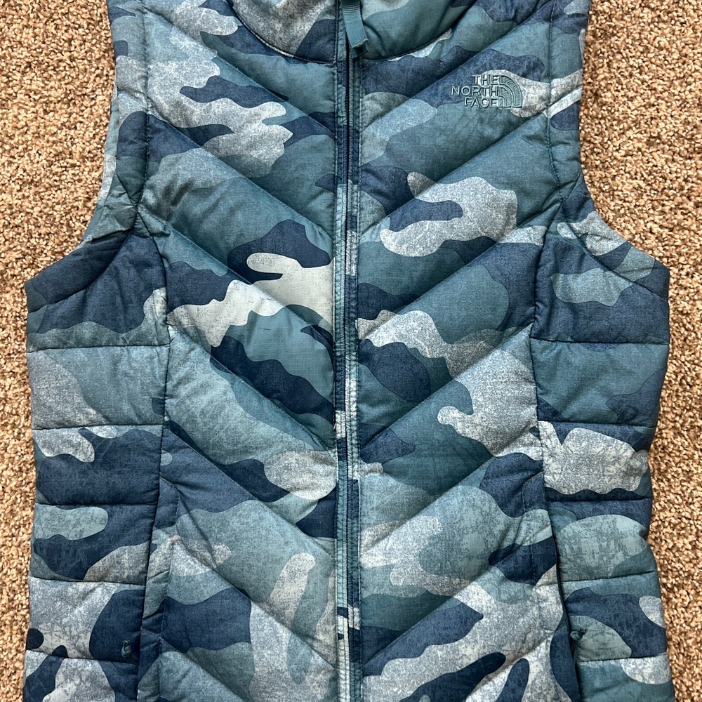 THE NORTH FACE Puffer Vest Jacket | Quilted Blue Camouflage | Womens XS